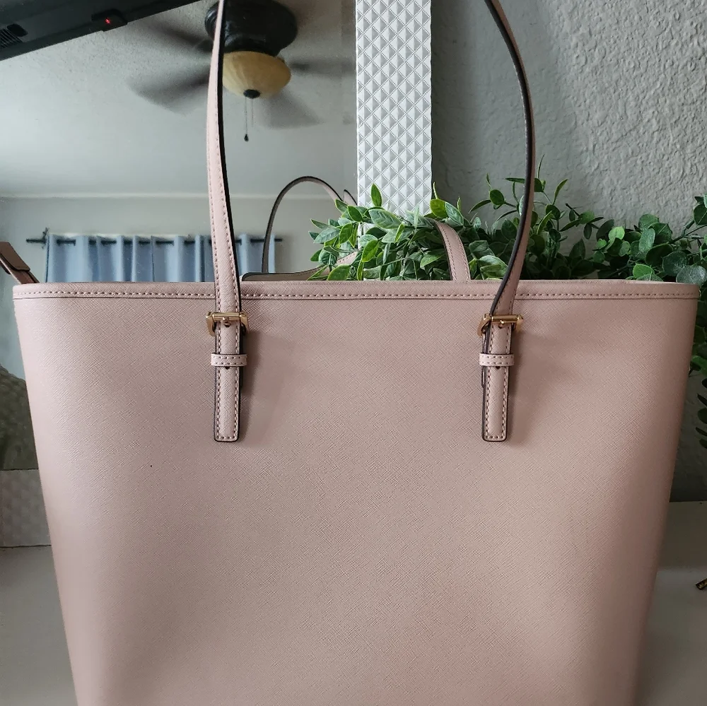 Michael Kors Jet Set Tote Large - Picture 4 of 7